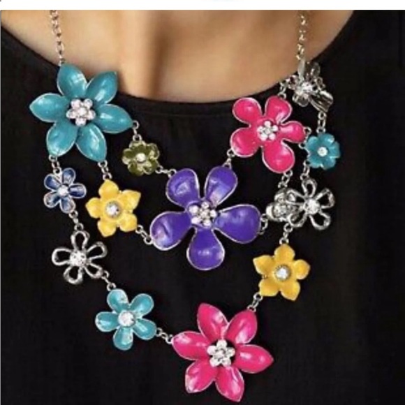 Paparazzi Zi Collection Necklace and Earring set. Brand new/never worn. - Picture 2 of 3